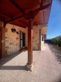 Rif. 516 baia verde - villa 2 livelli con giardino