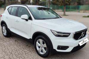 Volvo XC40 D4 AWD Geartronic Momentum