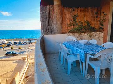 Vista mare vicino spiagge, Baia Verde e Centro