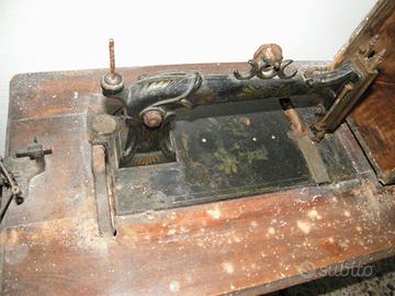 macchina da cucire datata