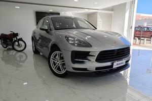 PORSCHE Macan 2.0