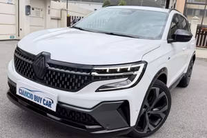RENAULT Austral Full Hybrid E-Tech HEV 200 CV AZ