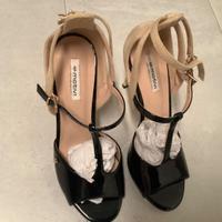 Sandali pelle neri e beige con tacco di vernice