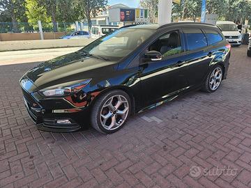 Focus st 250 cv