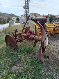 Aratro a carrello voltaorecchio