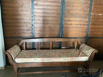 Divano antico