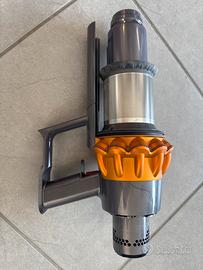 Dyson v 15 motore