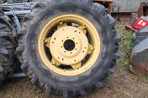 Cerchioni john deere con pneumatici