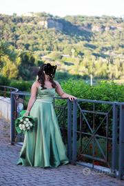 Vestito diciottesimo con scarpe
