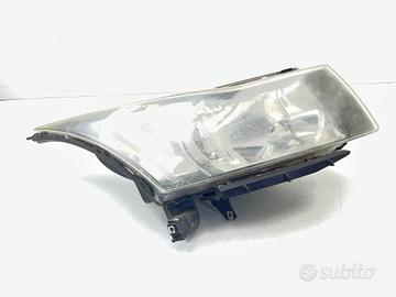 FARO ANTERIORE DESTRO CHEVROLET Cruze Berlina 4237
