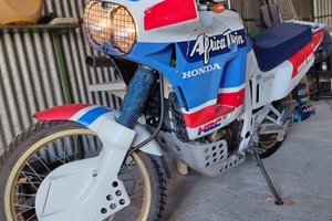 Africa Twin 650 1989 - perfetta