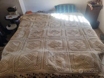 Copriletto/Coperta in lana, fatta a mano