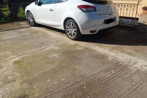 Renault Megane coupé gt line 1.5 dci