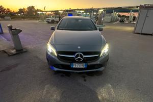 MERCEDES-BENZ A 160 d premium