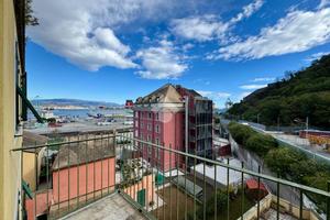 MONOLOCALE A VADO LIGURE