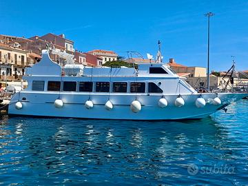 Barca trasporto passeggeri