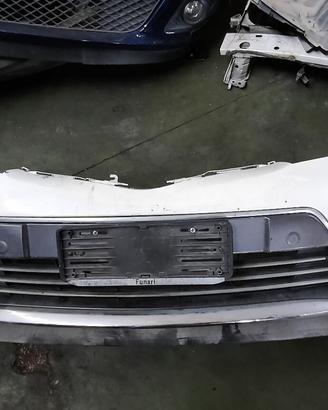 TOYOTA AURIS 2014 - PARAURTI ANTERIORE