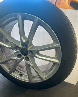 Gomme invernali piu cerchioni originali audi