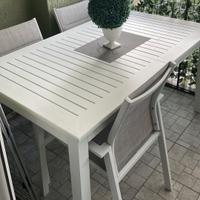 tavolo  sedie da esterno