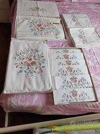 Set BASSETTI lenzuola + tovaglia