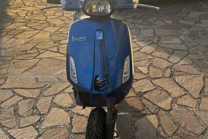 Vespa Sprint 125 incidentata