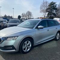 SKODA Octavia 2.0 TDI EVO SCR DSG Wagon Ambition