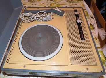 Giradischi a valigetta della Madison 6 Selonix