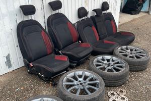 Sedili e distanziali