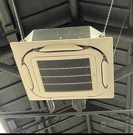 CONDIZIONATORE  DAIKING DUAL CON DOPPIA CASSETTA