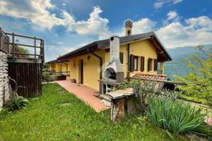 2 LOCALI A FERRARA DI MONTE BALDO