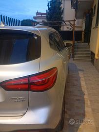 Auto MG EHS PHEV
