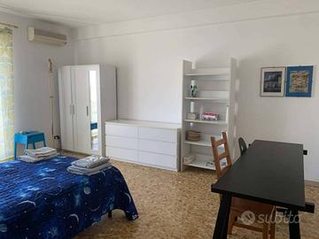 Stanza in appartamento di 50 m² a Roma