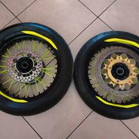 Ruote Motard Husqvarna no disco ant