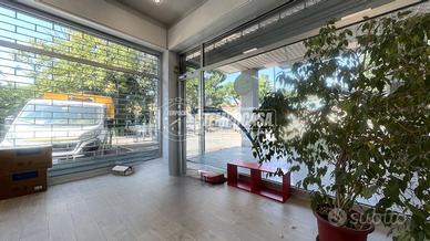 Negozio a Parabiago Via del Riale 2 locali