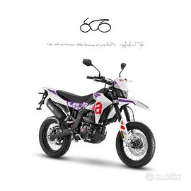APRILIA SX 125 .