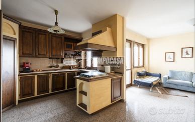 Quadrilocale con garage a Piediripa