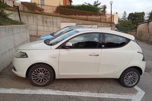 Lancia Ypsilon GPL benzina ecochic