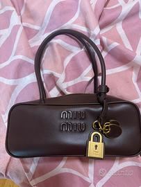 MIu Miu borsa Beau
