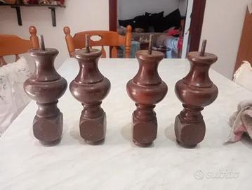 Piedi per mobili in legno massiccio