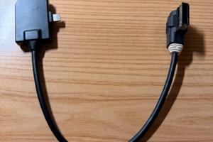 Adottatore Audi per connessione iPhone
