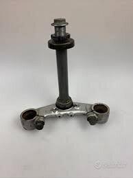 piastra forcelle yamaha r6. 1999/2000