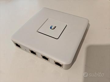 Ubiquiti UniFi Security Gateway (USG)