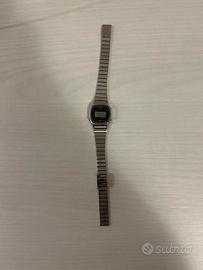 Orologio Casio Vintage LA670WA Argento Donna
