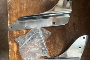 Poggia schiena moto shadow