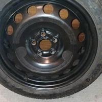 cerchio ferro con gomma 205/45/16  seat/audi/wolk