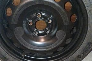 cerchio ferro con gomma 205/45/16  seat/audi/wolk