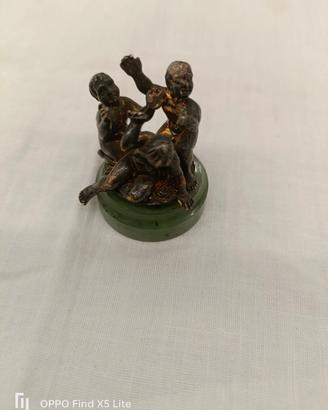 scultura in bronzo 
