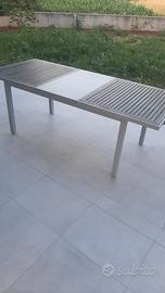 Tavolo da giardino