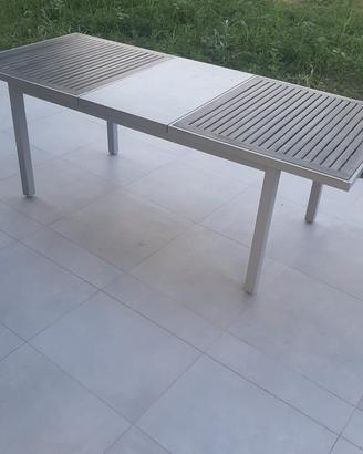 Tavolo da giardino