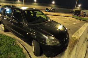 Renault Clio storia gpl